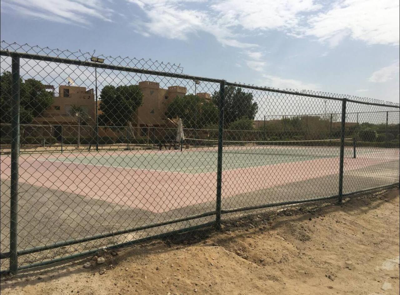 A Sea View Spacious Cheering 5 Bedroom Villa Ain Sokhna "Ain Bay" فيلا كاملة للإيجار قرية العين باي Ain Sukhna Eksteriør bilde