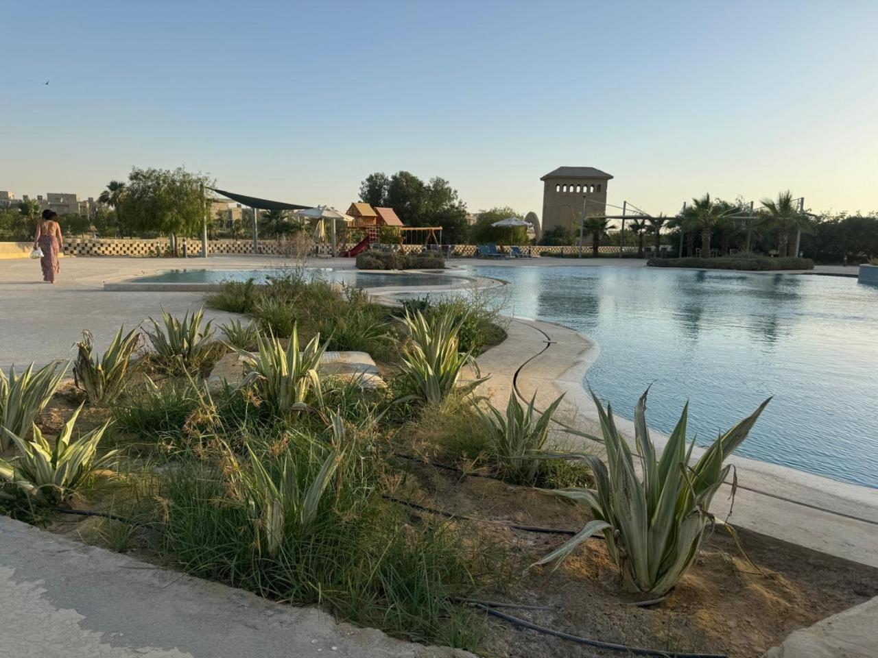 A Sea View Spacious Cheering 5 Bedroom Villa Ain Sokhna "Ain Bay" فيلا كاملة للإيجار قرية العين باي Ain Sukhna Eksteriør bilde
