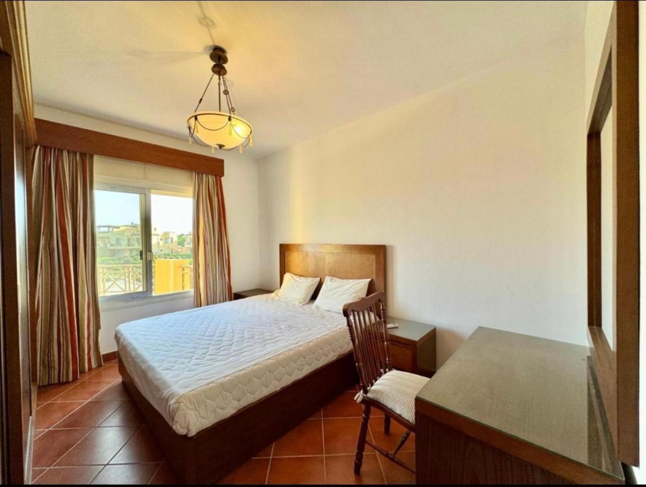 A Sea View Spacious Cheering 5 Bedroom Villa Ain Sokhna "Ain Bay" فيلا كاملة للإيجار قرية العين باي Ain Sukhna Eksteriør bilde