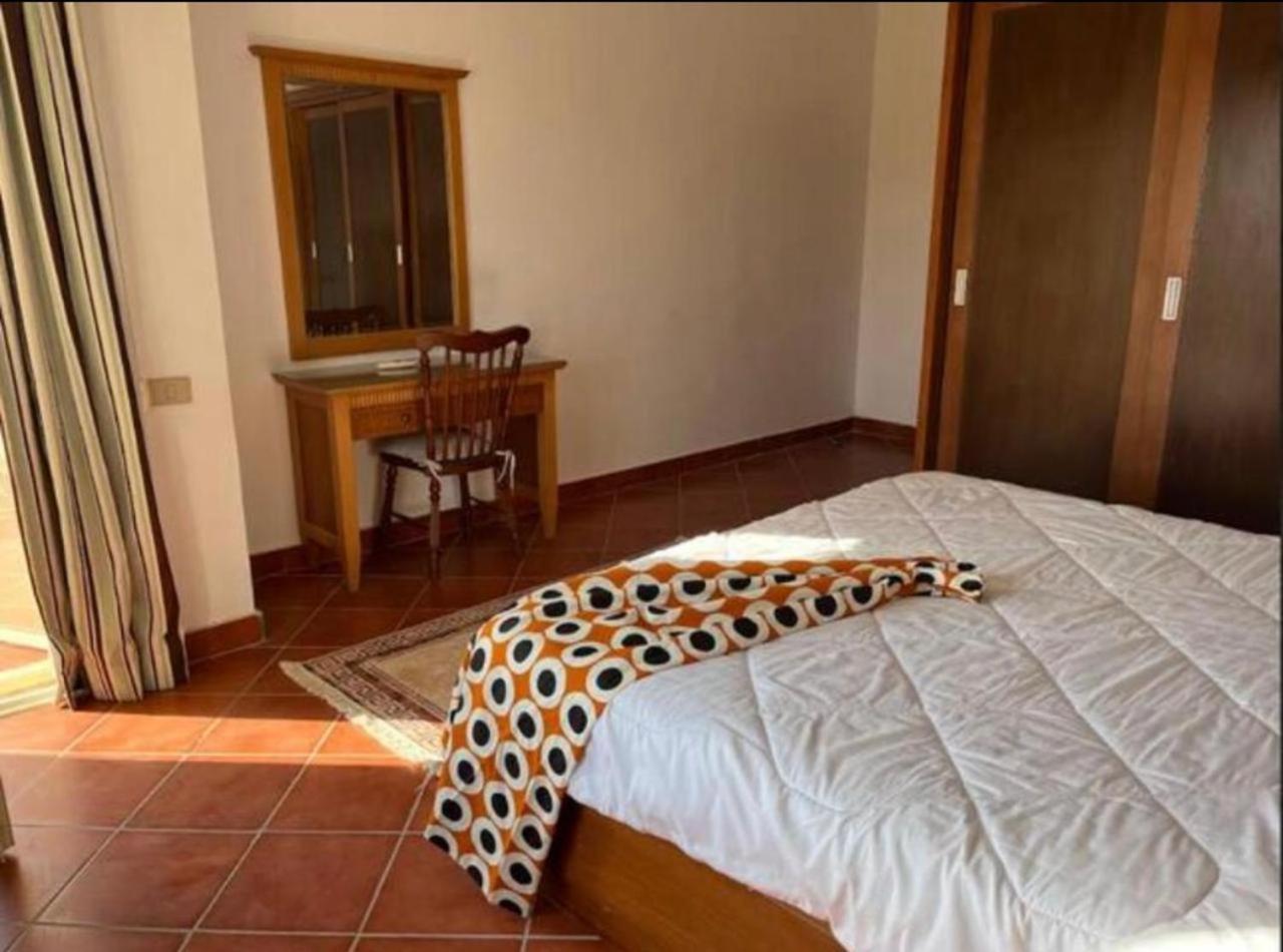 A Sea View Spacious Cheering 5 Bedroom Villa Ain Sokhna "Ain Bay" فيلا كاملة للإيجار قرية العين باي Ain Sukhna Eksteriør bilde